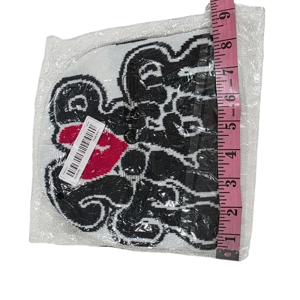 Broken Heart Logo Knit Beanie White Black Red Winter Hat One‎ Size New